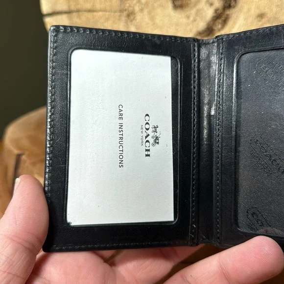 COACH Men’s Vintage Card Wallet - Picture 6 of 11